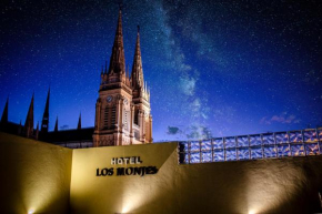 Отель Los Monjes Hotel  Лухан